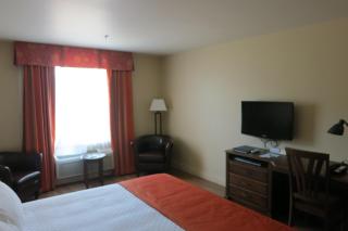Days Inn by Wyndham Levis - 2