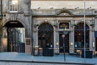 Quiet, central 2 bedroom Royal Mile gem - 2