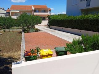 Apartments Tomas - Betina - 0