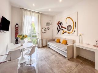 Casa Alberto da Giussano, elegante bilocale in centro con balcone sul parco - Milano - 3