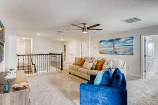 Outstanding 8BR Resort Pool Home Near Disney World - 3