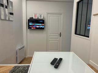 Le Coeur De Fontainebleau 1-Bedroom Retreat - 3