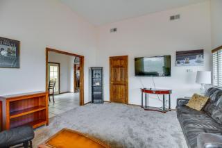 Albuquerque Home with Spacious Yard and Fire Pit! - Albuquerque - 4