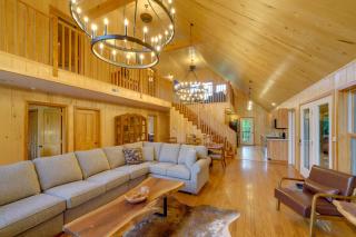 Riverfront West Virginia Cabin with Screened-In Deck - 7