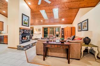 Between the Lakes - 3