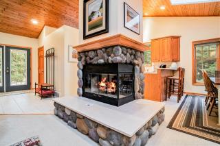 Between the Lakes - 1