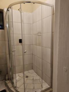 YELLO GUEST HOUSE CE2 - Vanderbijlpark - 8