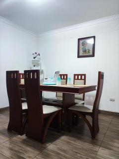 Departamento acogedor y moderno, vista increíble. - Loja - 1