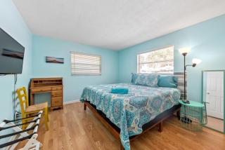 Charming Beach Villa B - Clearwater Beach - 6