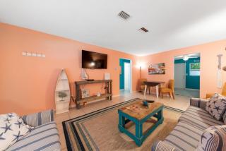 Charming Beach Villa B - Clearwater Beach - 7