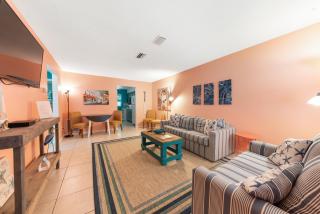Charming Beach Villa B - Clearwater Beach - 0