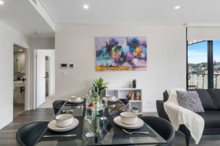 'Wollongong Inner-city Escape' Bright Urban Oasis - Wollongong - 2