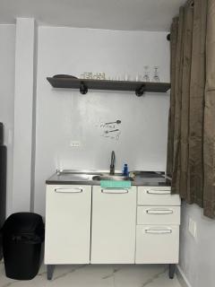 Molino’s House 2 - 4