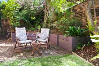 'Garden Escape' Serene Coastal Living in Wollongong - Wollongong - 2