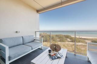 Bonbeach Bliss - Contemporary Waterfront Living - 2