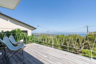 Couples Corner - A Stylish Bay View Retreat - 6