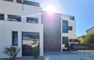 Nice Home In Pula With Kitchen - 2