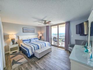 204 Brighton condo - 2