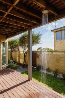 Beachfront at Bonbeach - A Coastal Lifestyle Gem - Melbourne - 4