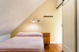 Portland Urban Lodge, Quiet, Walkable, Near - 3