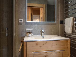 Appartement de luxe à l'Alpe d'Huez, sur les pistes, terrasses, parking, 175m² pour 8 personnes - FR-1-645-37 - 1