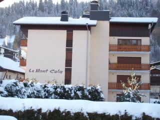 Appartement aux Gets - Terrasse, Cheminée, Proche Centre, Classé 2 Étoiles, 4 Pers. - FR-1-623-185 - 2