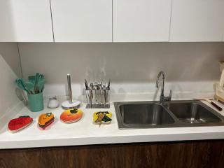 Gold Crest Mall Luxury Apartment Three Bed - 3