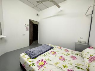 Jiaxin Dormitory-Setia Indah 家馨青年旅宿 - Johor Bahru - 3