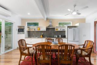 Ocean Blue Escape - Beachside Living & Granny Flat - Wollongong - 5
