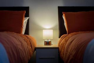 Cosy Home in Gloucester-4 Bedrooms-Sleeps 10-Parking for 4 Cars-10 Miles Cheltenham Races - 7