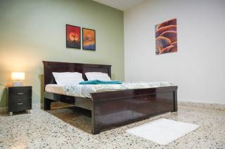 Tourist Friendly Home -3BHK AC Near Birla Mandir, Hyderabad - 2