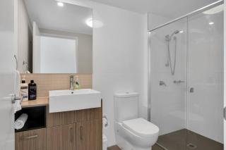 Modern Dual Key Apt w Pool in the heart of Mackay - 1