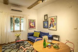 Rustic 1 BR Apt w Cozy Backyard in City Center by Sea N' Rent - Tel Aviv - 5