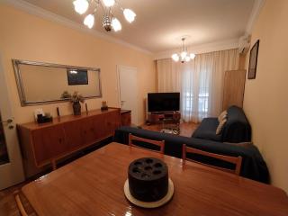 Cozy three BDRMS central APT at five Filippou str - Salonicco - 0