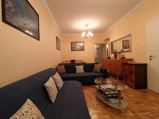 Cozy three BDRMS central APT at five Filippou str - 7
