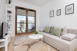 Starowiejska Apartment with Balcony Next to Arena Gdańsk Stadium by Noclegi Renters - Danzig - 0