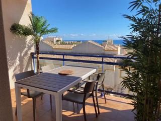 Calle Aire, Top Floor Apartment with Great Views - 6