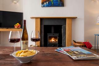 Hawkins Cottage with Hot Tub - 7