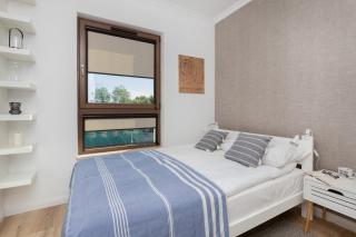 Modern Apartment with Balcony by Noclegi Renters - Gdańsk - 8