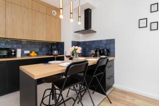 Modern Apartment with Balcony by Noclegi Renters - Gdańsk - 6