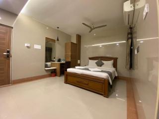 Hotel Sivas Regency - Theni - 1