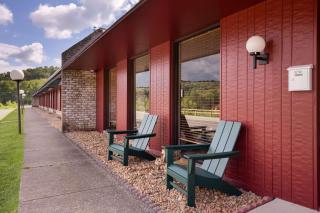 Travelodge by Wyndham Emlenton - 4