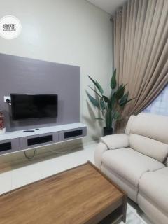 Rumah Eza Guest House with Private Pool Kuantan - Kuantan - 1
