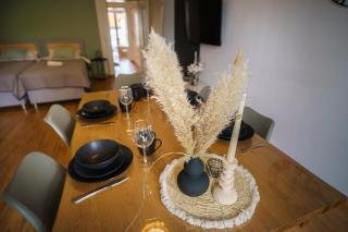 ImmoStay #2 -Moderne Wohnung mit zwei Balkonen, WLAN & Parkmöglichkeit - 1