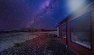 Crescent Moon - Lake Tekapo - 0