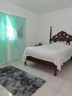 Healing 3-Bed Retreat - Private Hot Tub & Pool - Browns Town - 9