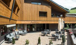 Hotel Alpenroyal - Kastelruth - 2