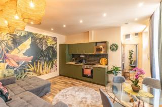 Jungle Apartment with 2 Bathrooms - Budapest - 7