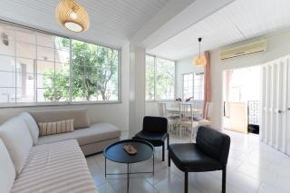 Joyful Secret Garden House by 8essentially - Chania - 9