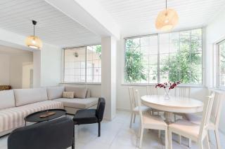 Joyful Secret Garden House by 8essentially - Chania - 3